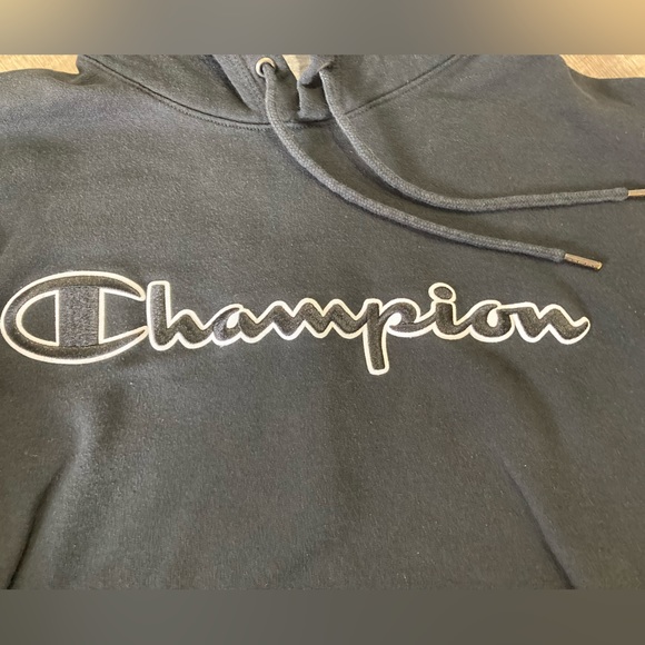 Champion men’s S black logo hoodie - Picture 3 of 4